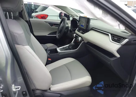 2024 Toyota Rav4 Hybrid Xle Premium from USA, damaged, VIN JTMB6RFV8RD147493